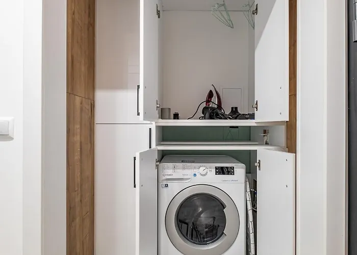 Apartament Briz Sea View With Free Parking Warna