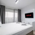 Apartment Briz Sea View With Free Parking Warna